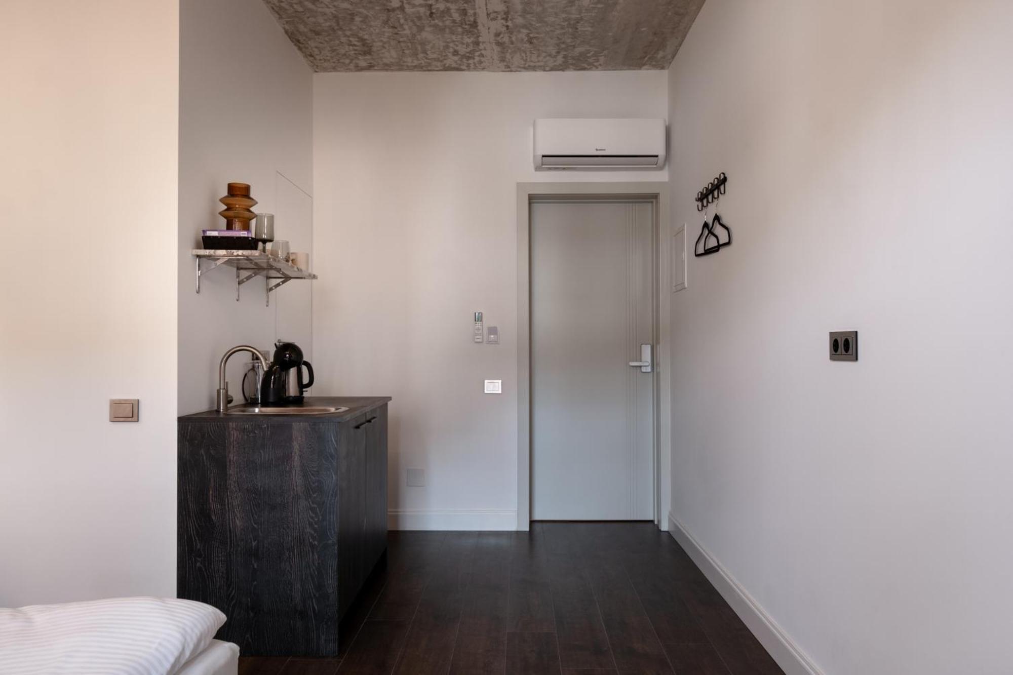 Turgaus Self Check-In Old Town Aparthotel クライペダ エクステリア 写真